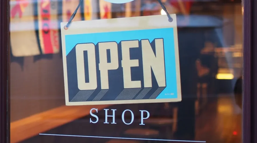 Achat Local et Fidélisation Clientèle au Québec : Le Guide Stratégique des Travailleurs Autonomes et Boutiques Pignon sur Rue