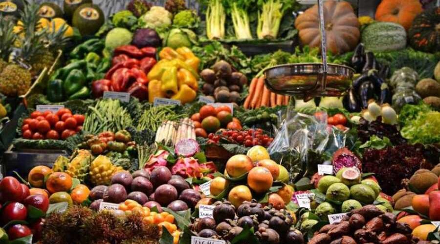 Circuits Courts et Produits du Terroir au Québec en Août 2026 : Optimiser Son Panier d&rsquo;Épicerie et Encourager les Fermes d&rsquo;Ici